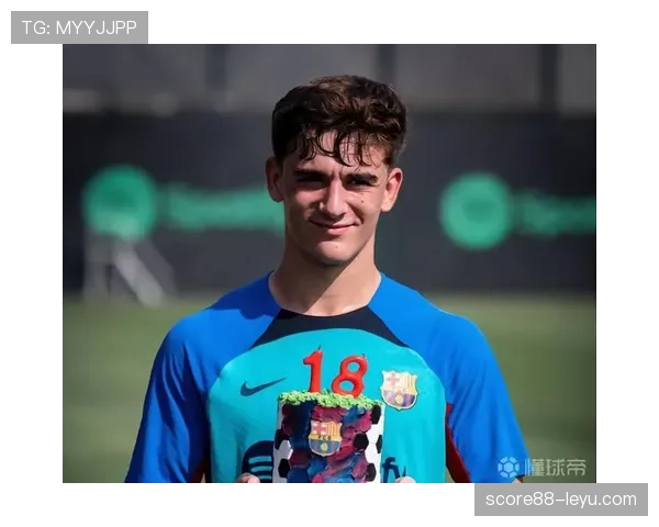 加维荣膺西甲赛季最佳年轻球员,状态回暖尽显惊艳才华与巨大潜力 加维荣膺西甲赛季最佳年轻球员,状态回暖尽显惊艳才华与巨大潜力