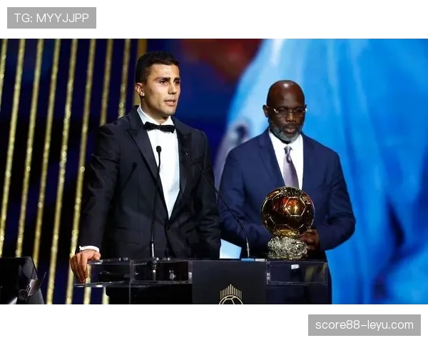 罗德里在关键时刻斩获制胜进球,助力球队在精彩对决中表现出色 罗德里在关键时刻斩获制胜进球,助力球队在精彩对决中表现出色