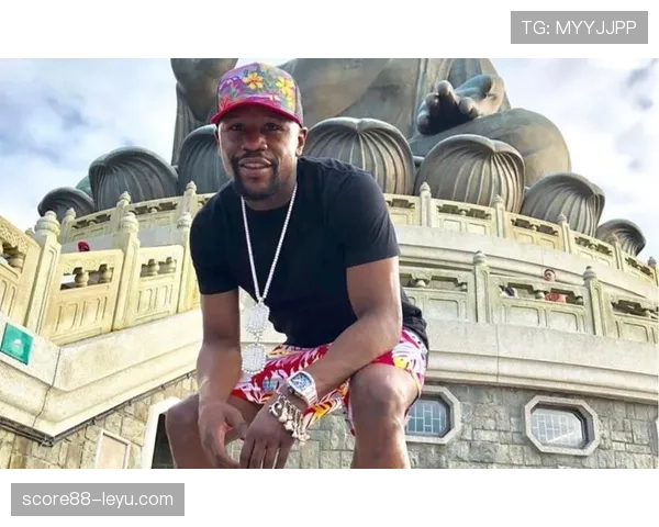 弗洛伊德·梅威瑟晒新豪宅，我的工资卡瞬间怀疑人生